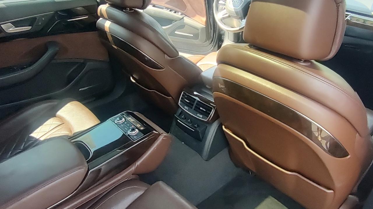 Audi A8 L 4.0T quattro 2017