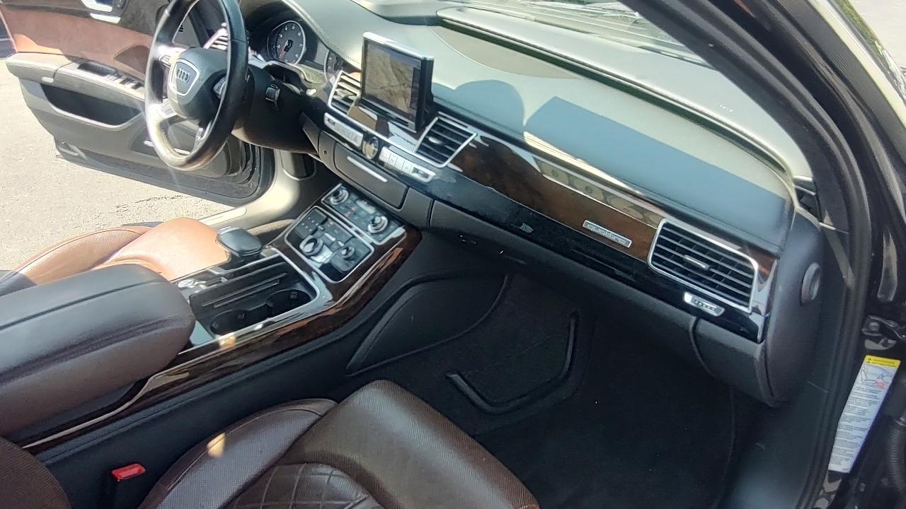 Audi A8 L 4.0T quattro 2017