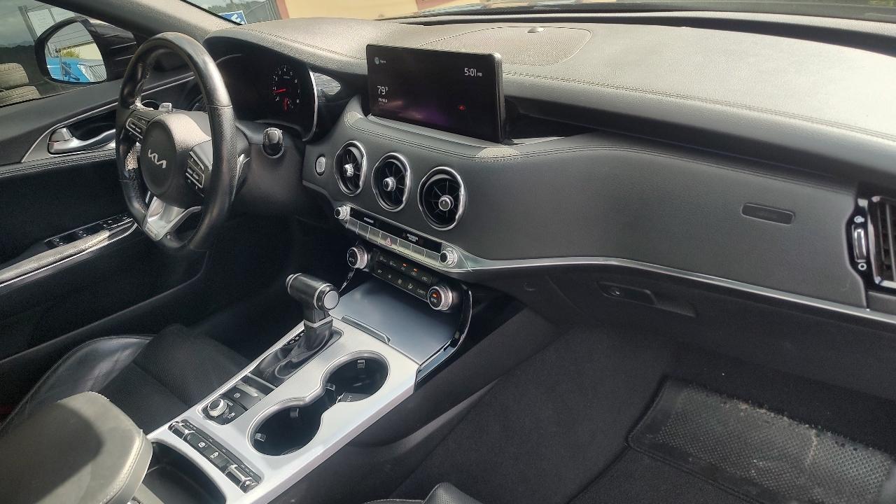 Kia Stinger GT1 2022