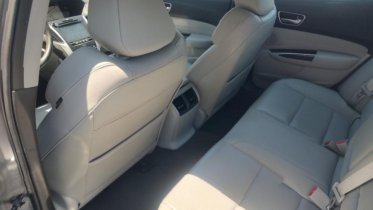 Acura TLX 2.4L FWD w/Technology Pkg 2020