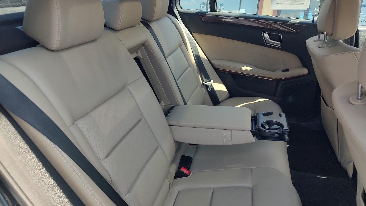 Mercedes-Benz E-Class E350 Sedan 2012