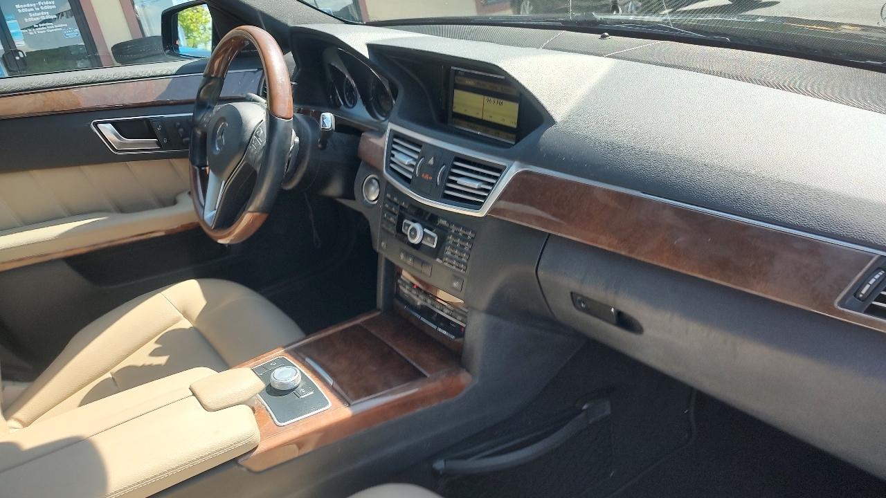 Mercedes-Benz E-Class E350 Sedan 2012