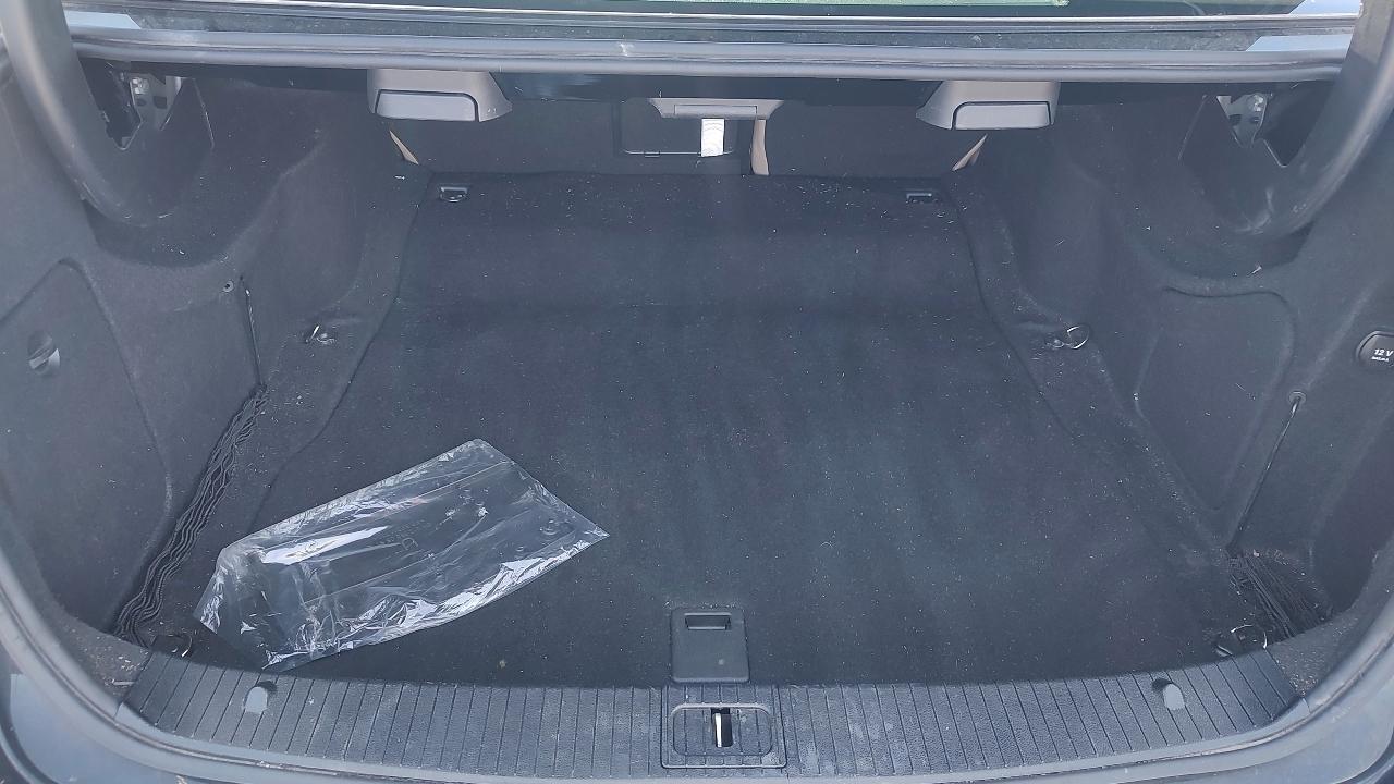 Mercedes-Benz E-Class E350 Sedan 2012
