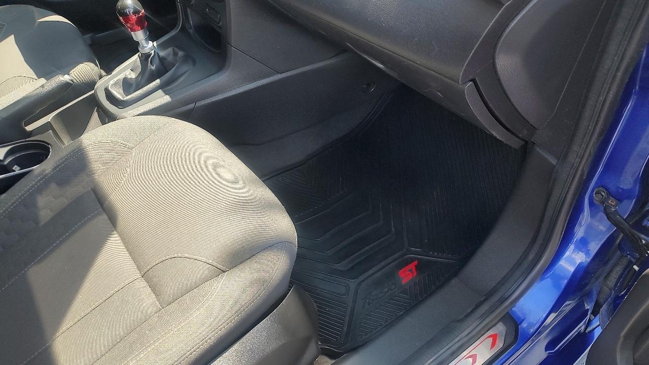 Ford Fiesta ST Hatchback 2014