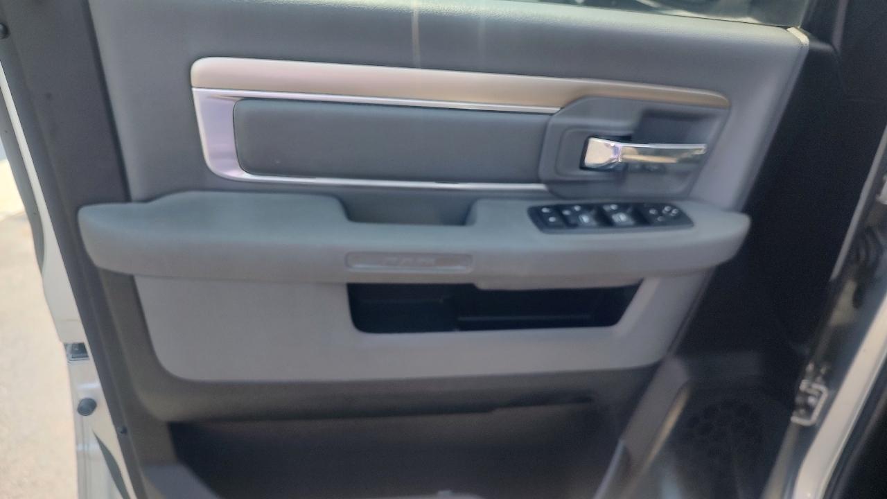Ram 1500 photo 9
