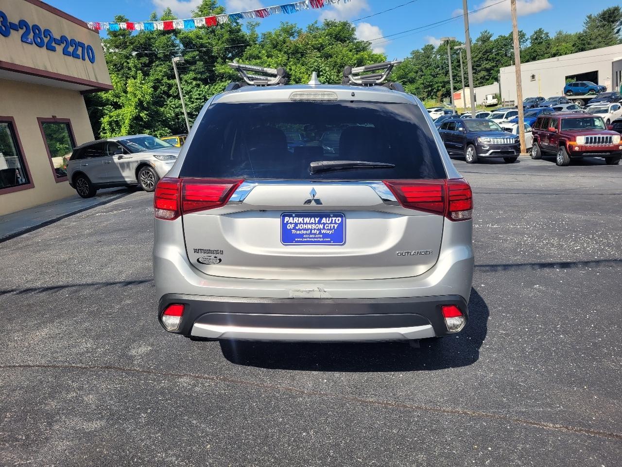 Mitsubishi Outlander SEL AWD 2018