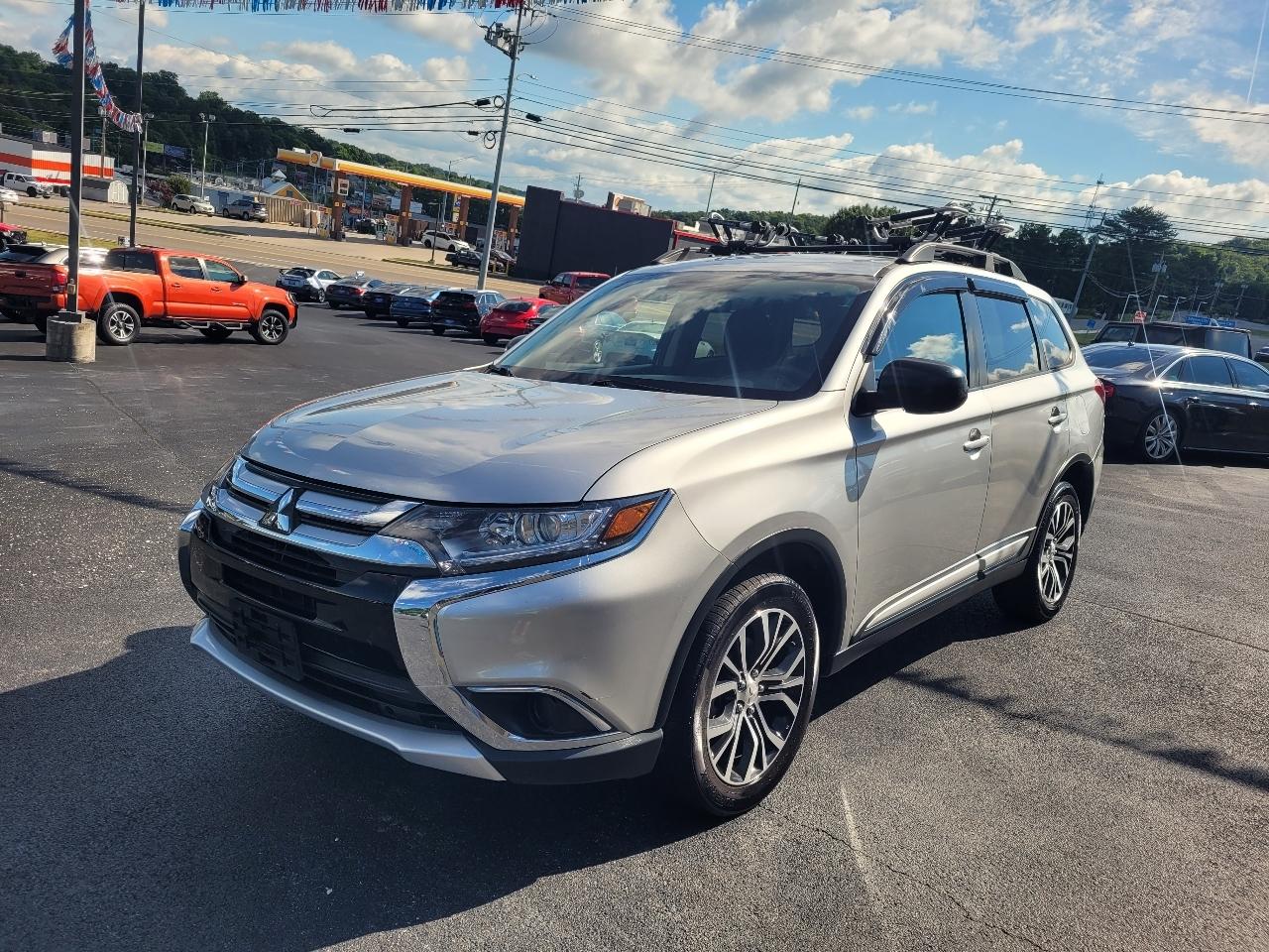 Mitsubishi Outlander SEL AWD 2018