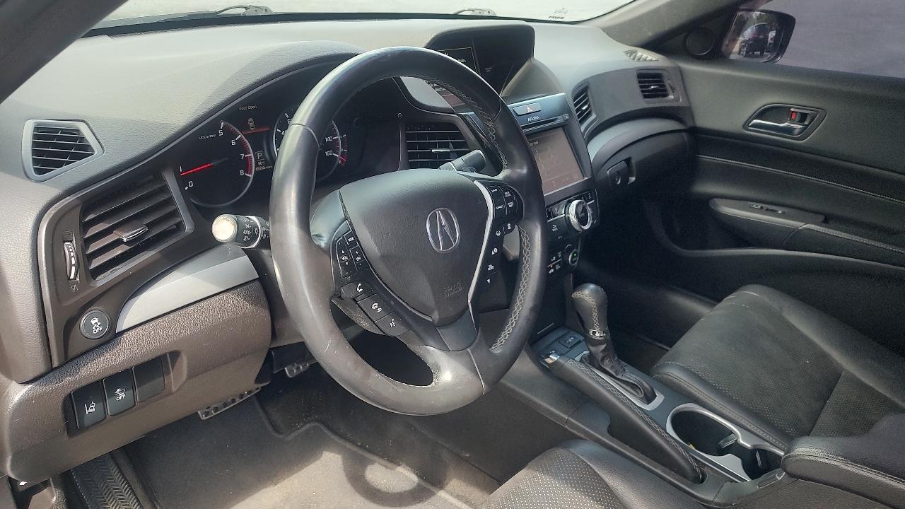 Acura ILX 8-Spd AT w/ Technology Plus Package 2016