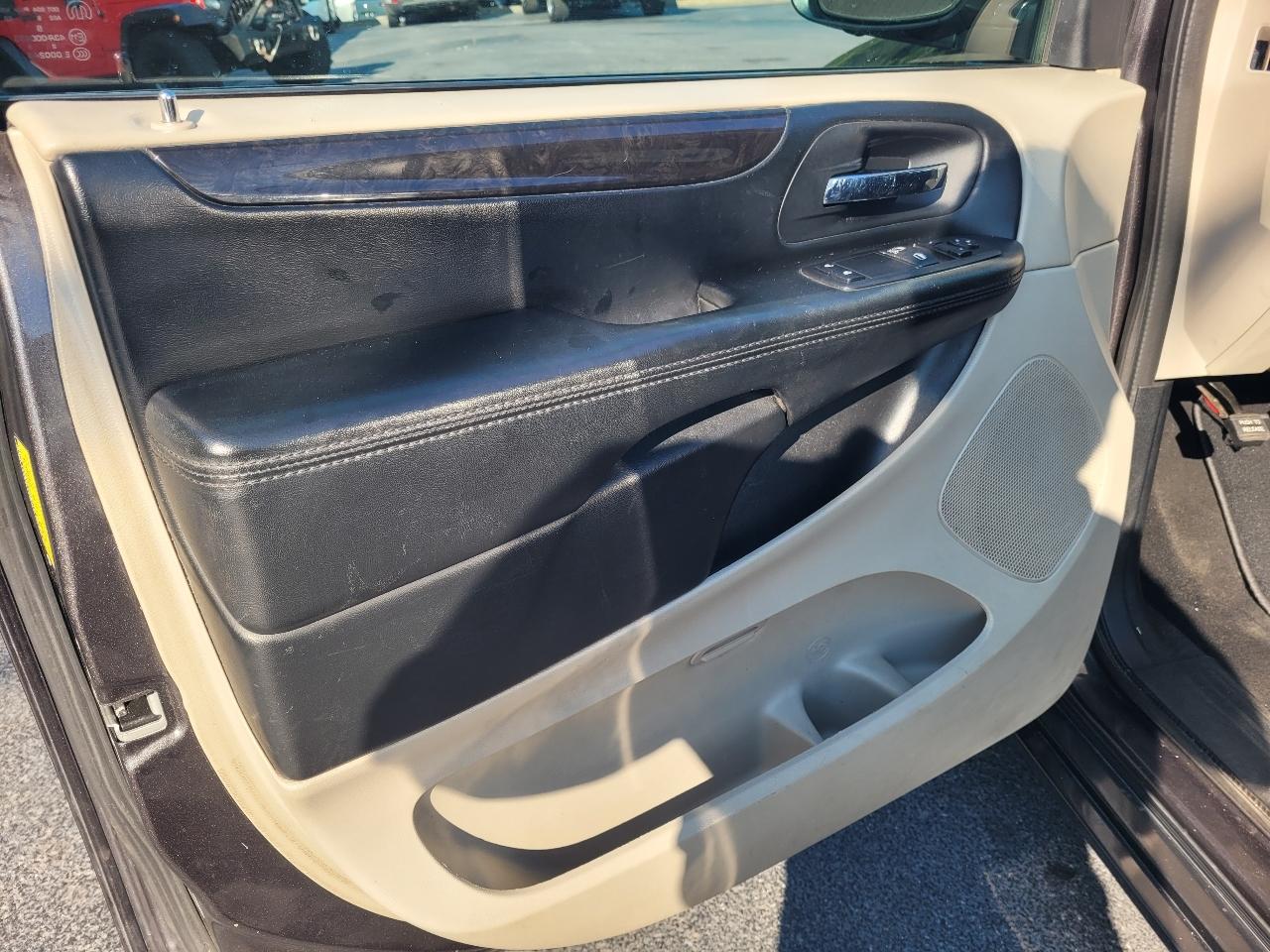 Dodge Grand Caravan 4dr SXT 2017