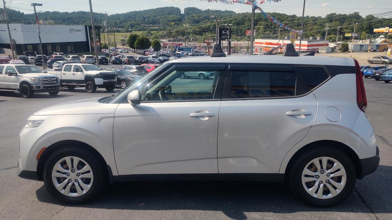 Kia Soul LX CVT 2021