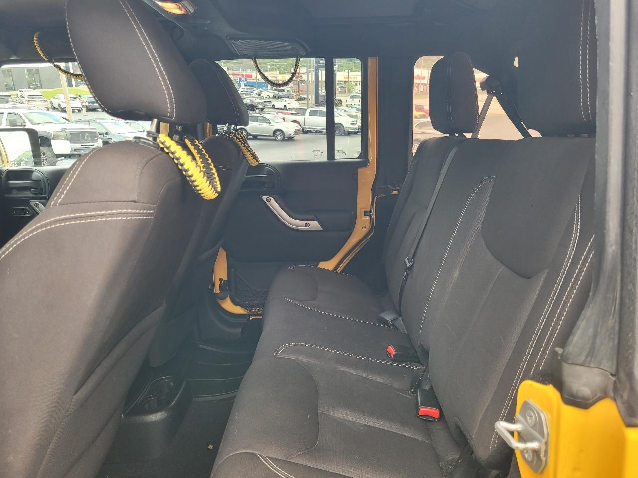 Jeep Wrangler Unlimited Rubicon 4WD 2015