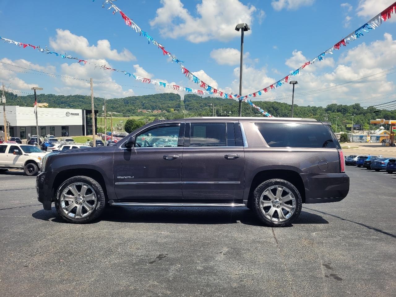 GMC Yukon XL Denali 4WD 2018