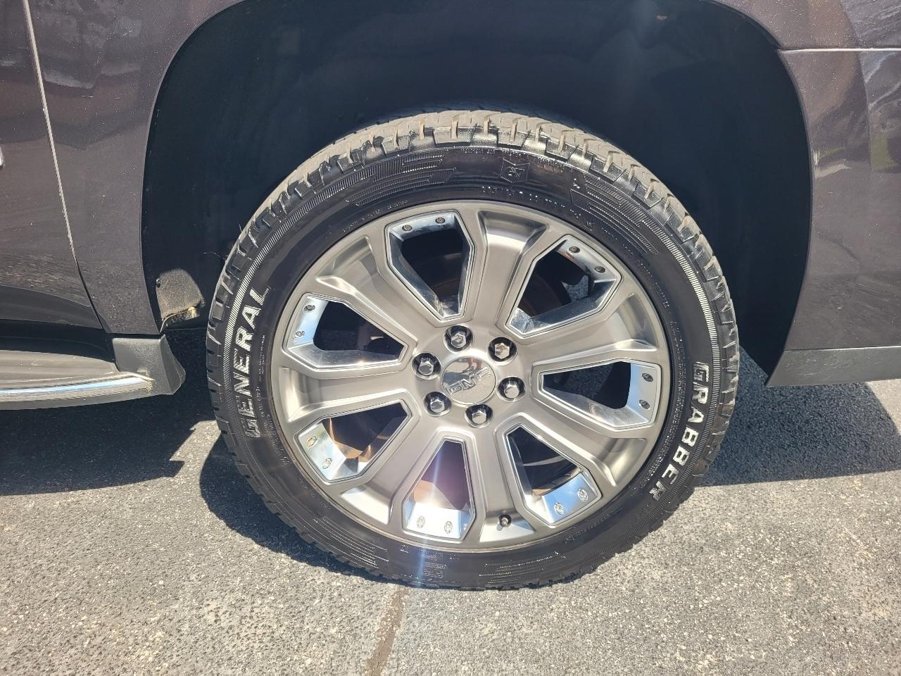GMC Yukon XL Denali 4WD 2018