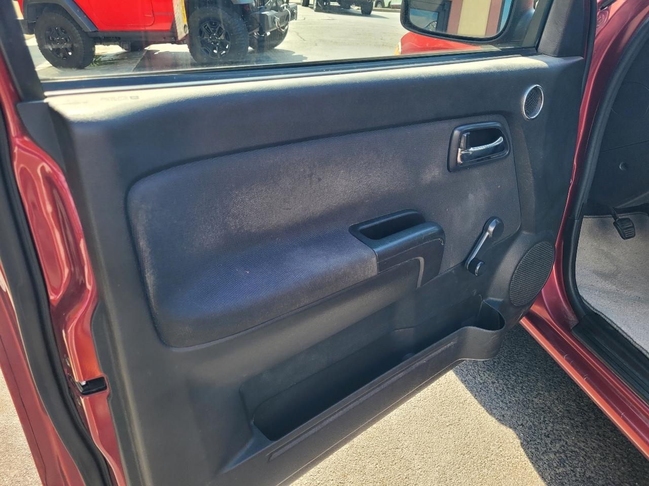 Chevrolet Colorado 1LT 2WD 2011