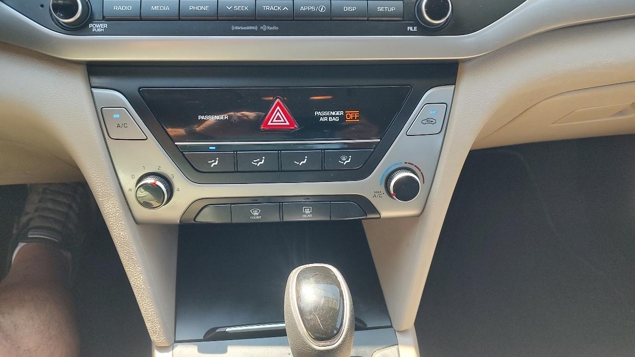 Hyundai Elantra Limited 2018