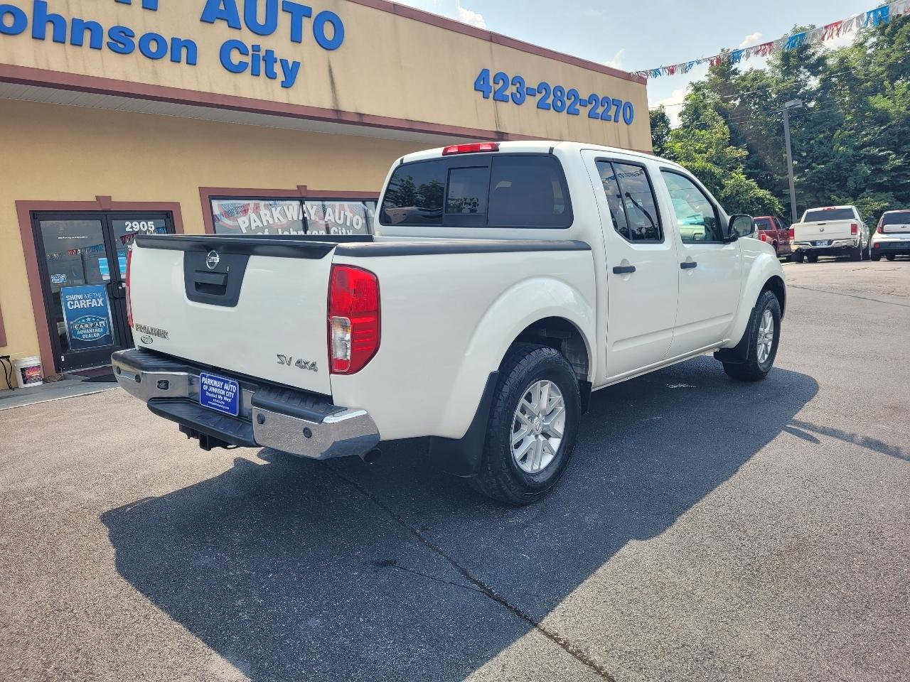 Nissan Frontier SL Crew Cab 5AT 4WD 2016