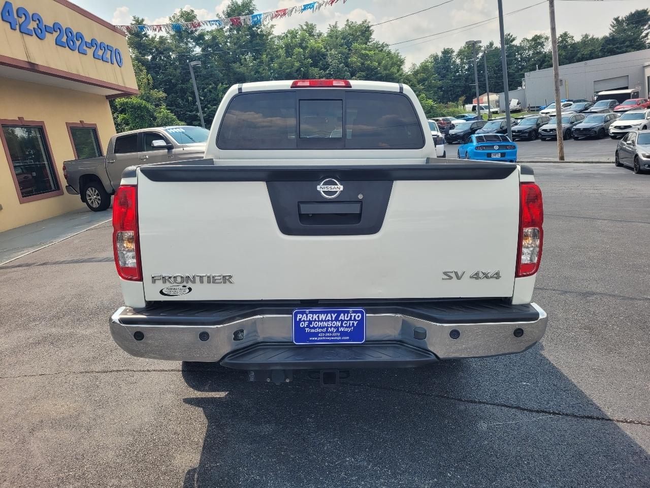 Nissan Frontier SL Crew Cab 5AT 4WD 2016