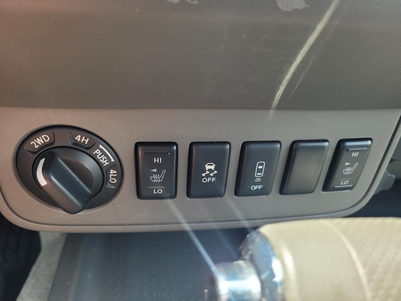 Nissan Frontier SL Crew Cab 5AT 4WD 2016
