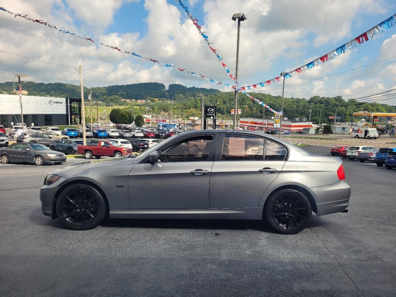 BMW 3-Series 328i xDrive SA 2011