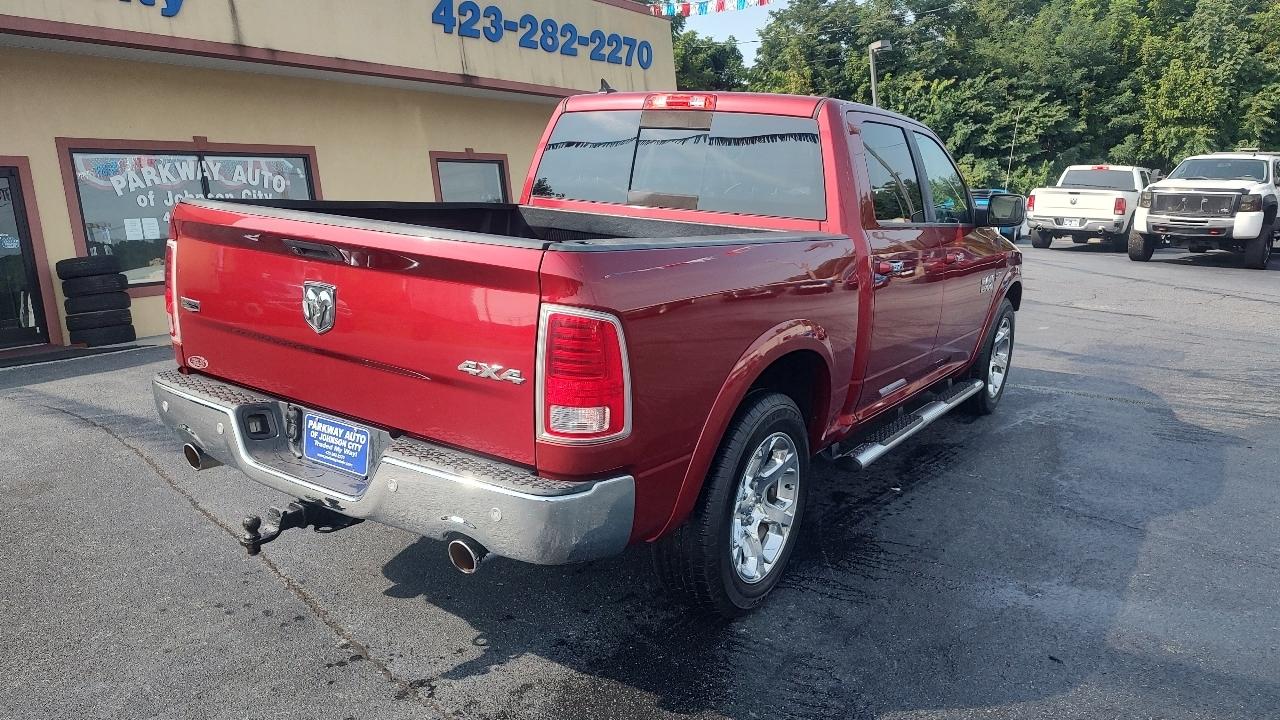 RAM 1500 Laramie Crew Cab SWB 4WD 2015