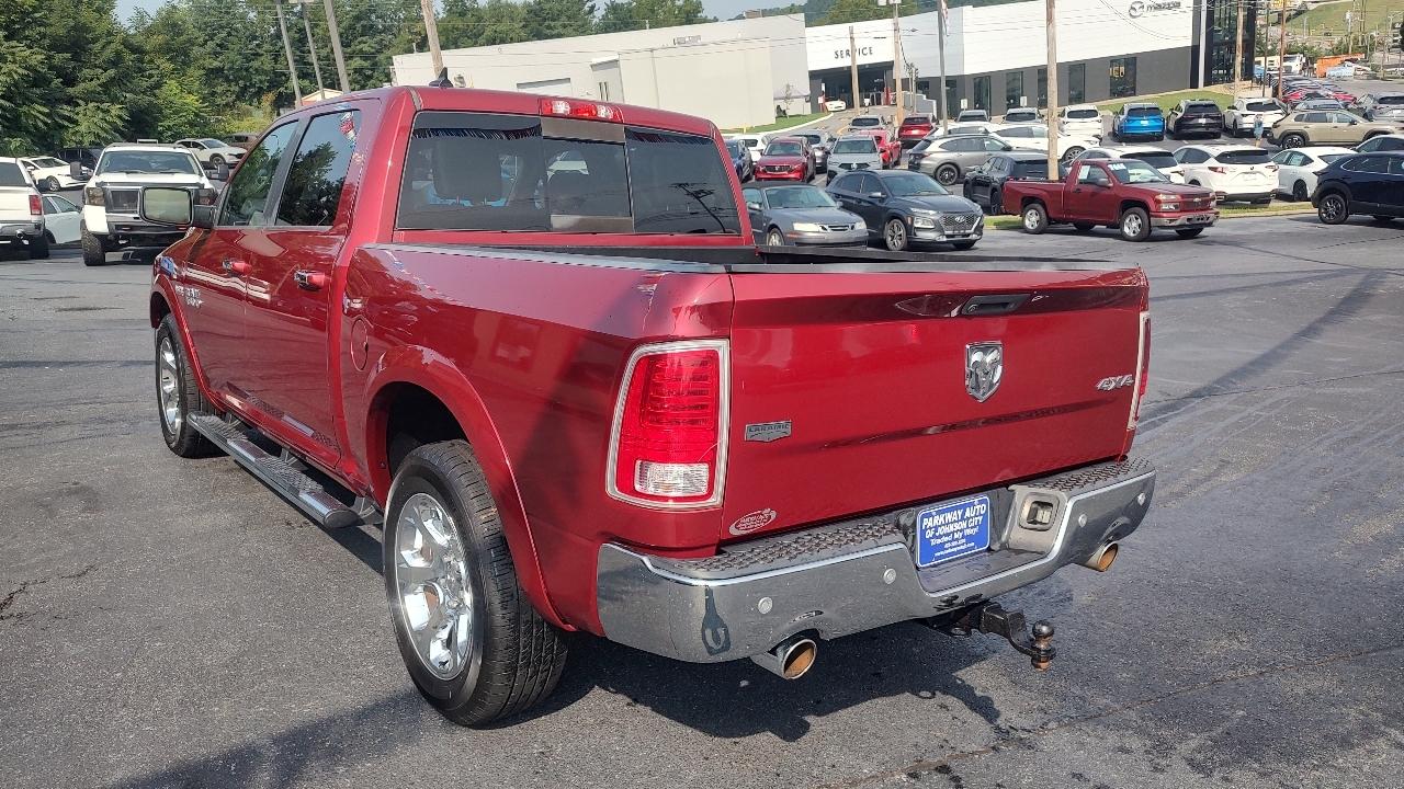RAM 1500 Laramie Crew Cab SWB 4WD 2015