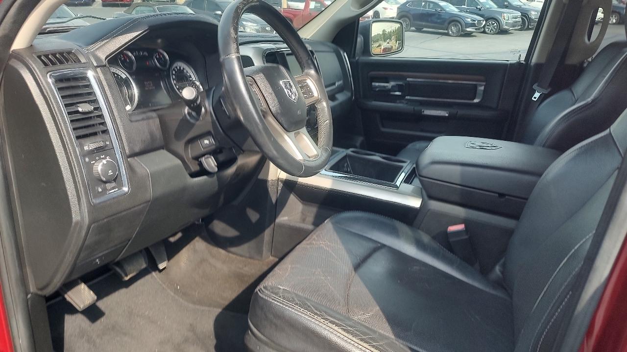RAM 1500 Laramie Crew Cab SWB 4WD 2015