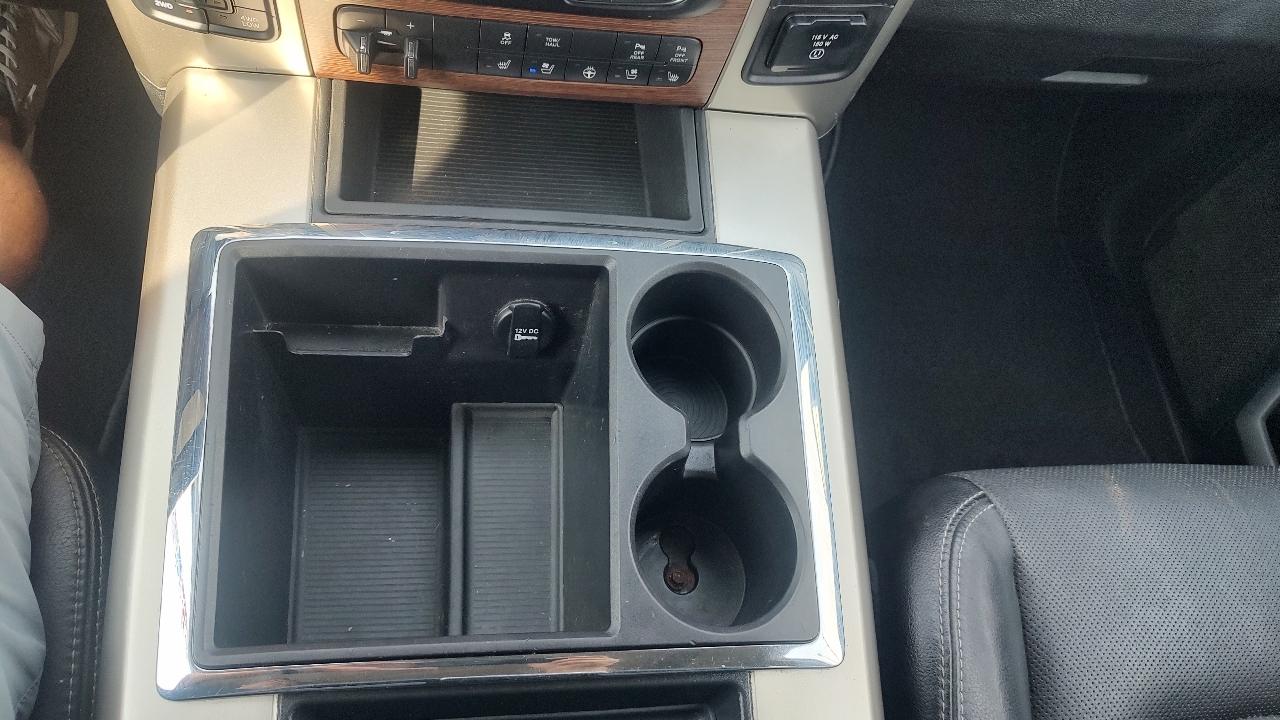 RAM 1500 Laramie Crew Cab SWB 4WD 2015