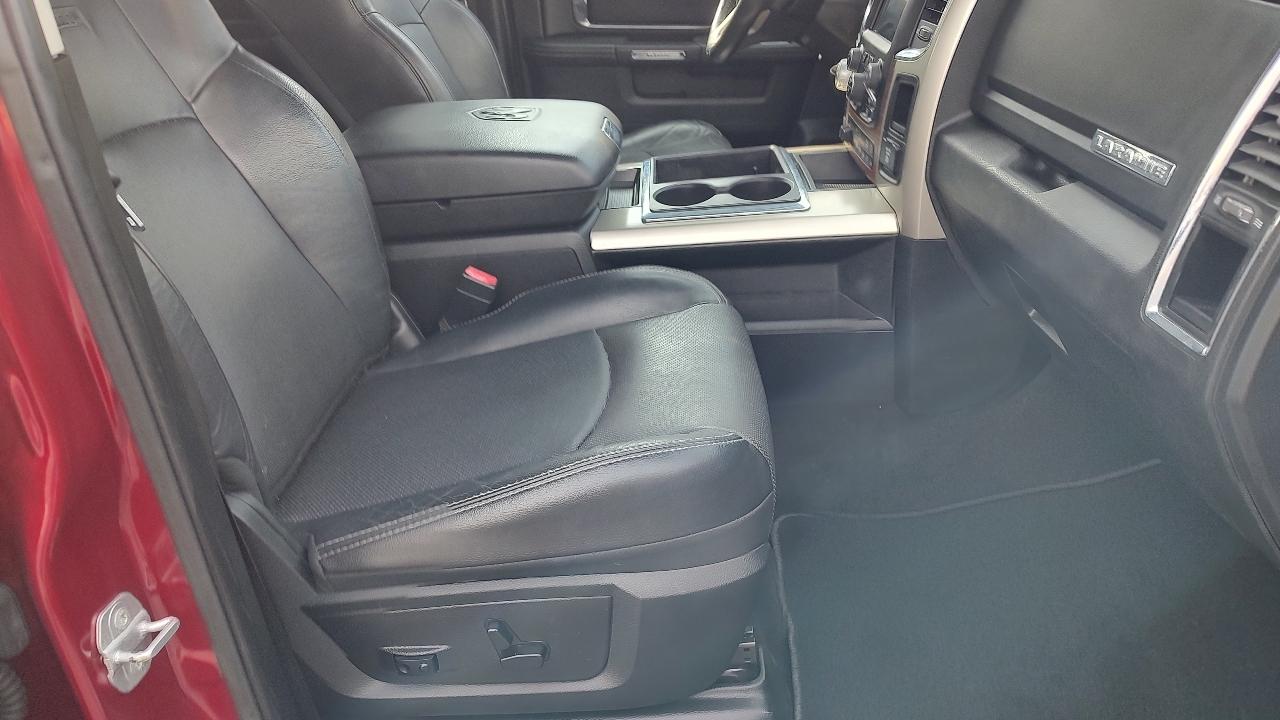 RAM 1500 Laramie Crew Cab SWB 4WD 2015