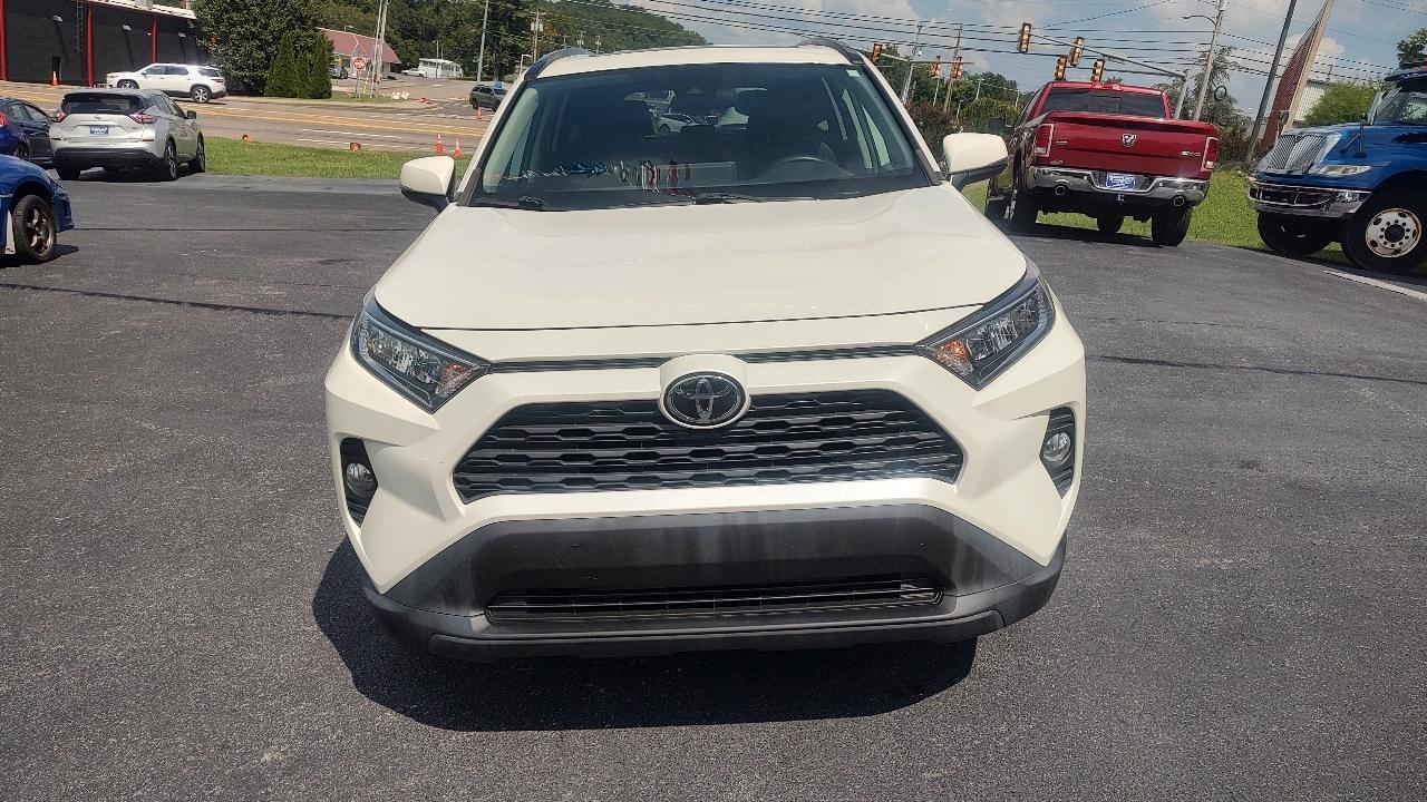 2021 Toyota RAV4 XLE Premium - Photo 8