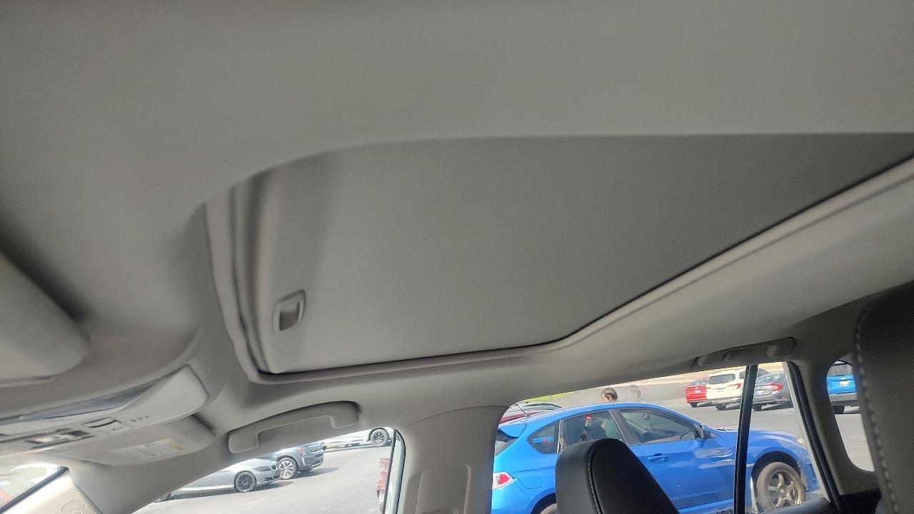 2021 Toyota RAV4 XLE Premium - Photo 12