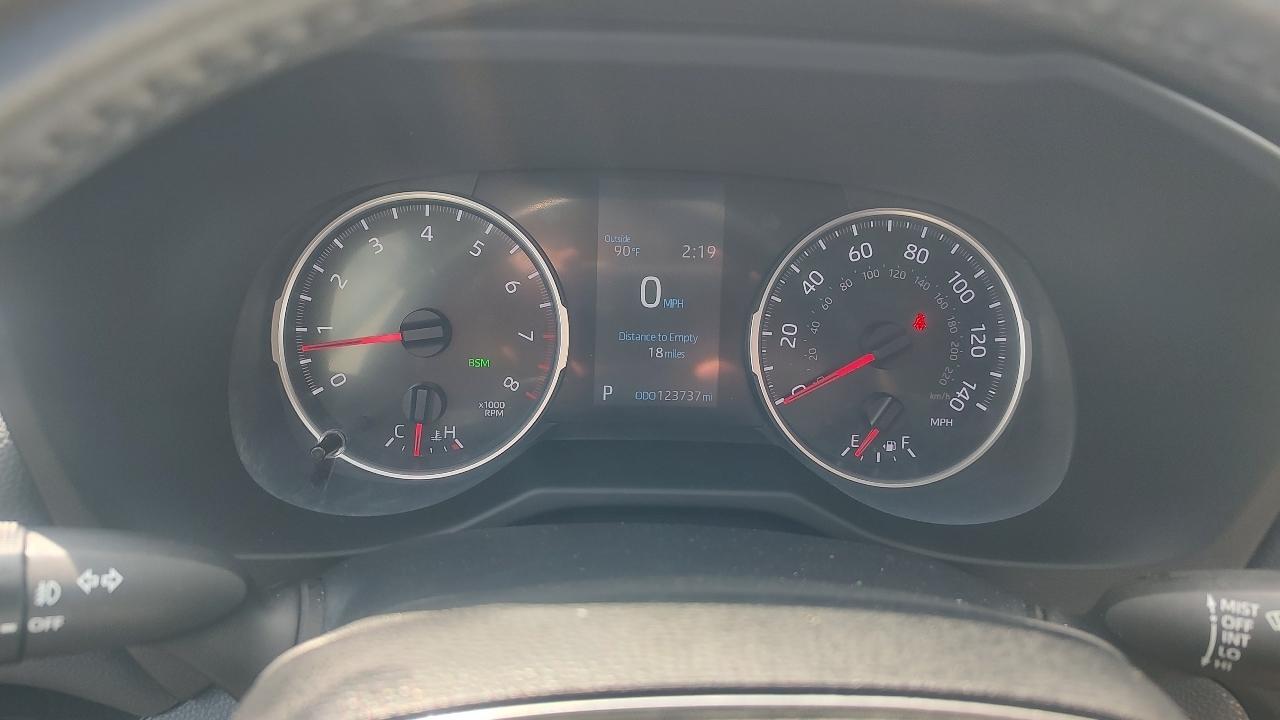 2021 Toyota RAV4 XLE Premium - Photo 13