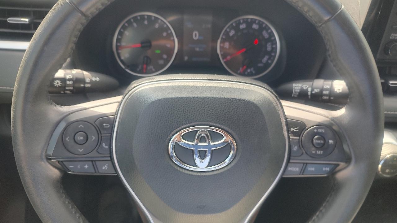 2021 Toyota RAV4 XLE Premium - Photo 14