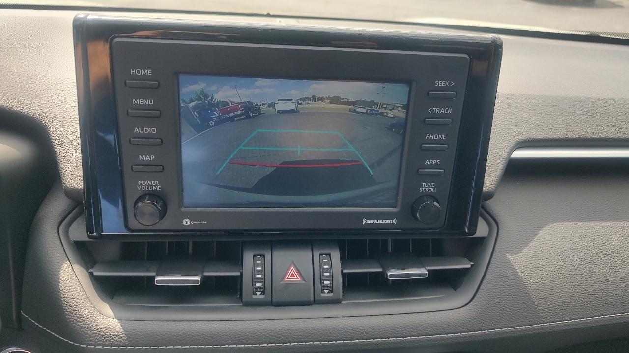2021 Toyota RAV4 XLE Premium - Photo 16