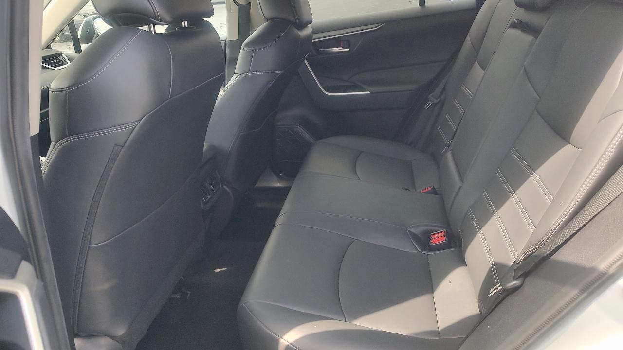 2021 Toyota RAV4 XLE Premium - Photo 20
