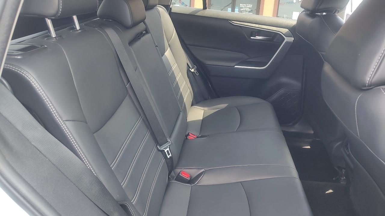 2021 Toyota RAV4 XLE Premium - Photo 23