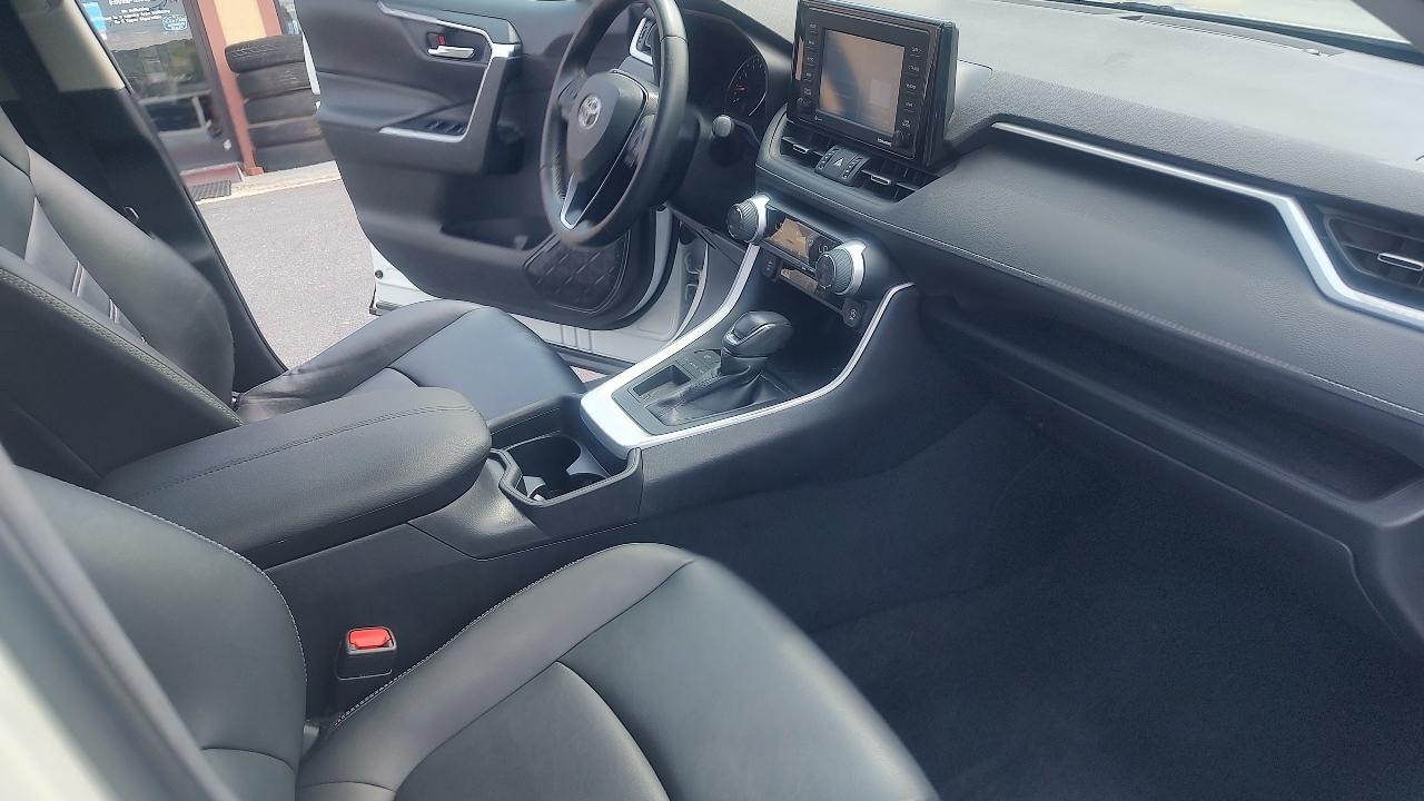 2021 Toyota RAV4 XLE Premium - Photo 25