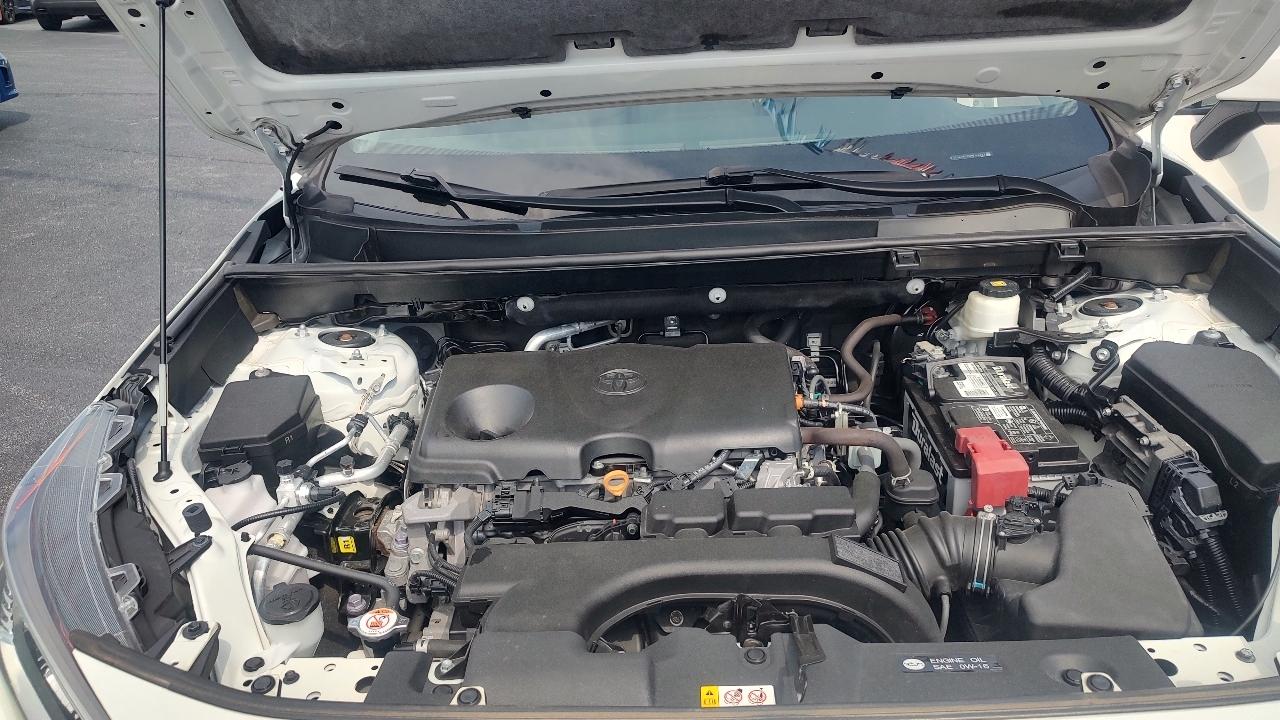 2021 Toyota RAV4 XLE Premium - Photo 28