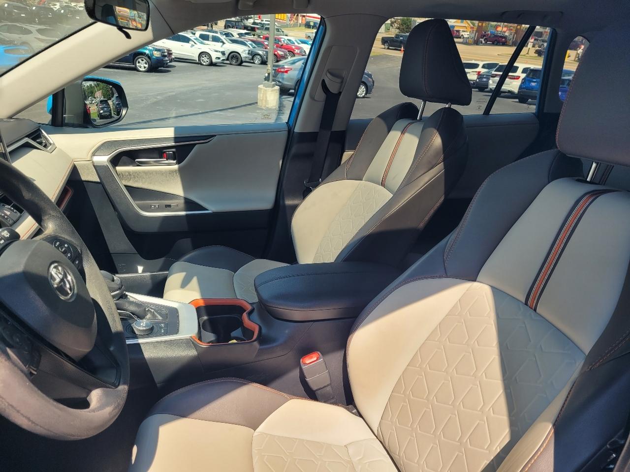 Toyota RAV4 Adventure AWD 2019