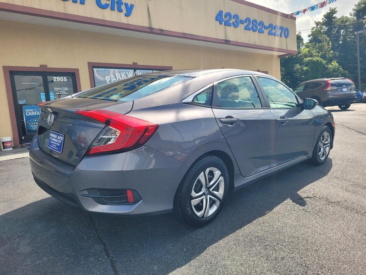 Honda Civic LX Sedan CVT 2016