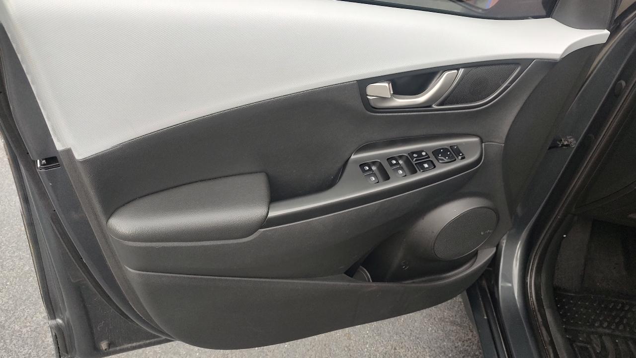 Hyundai Kona Ultimate AWD 2021