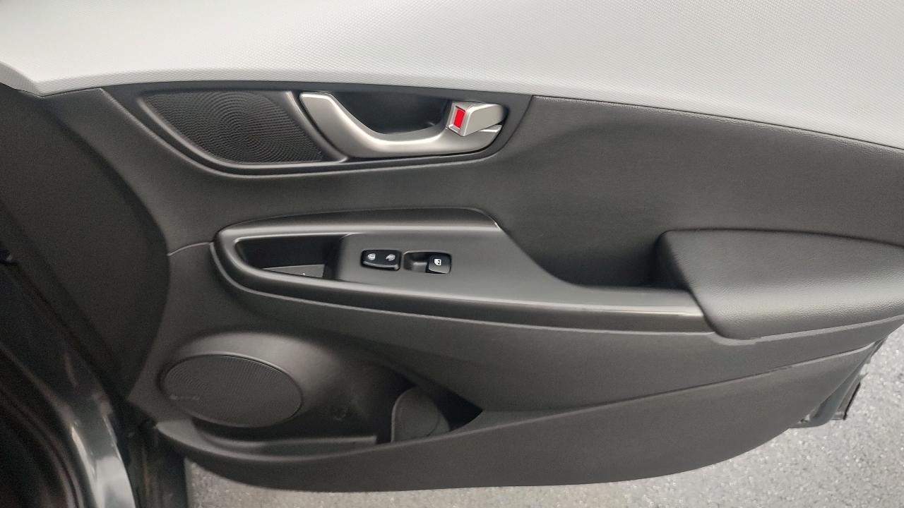 Hyundai Kona Ultimate AWD 2021