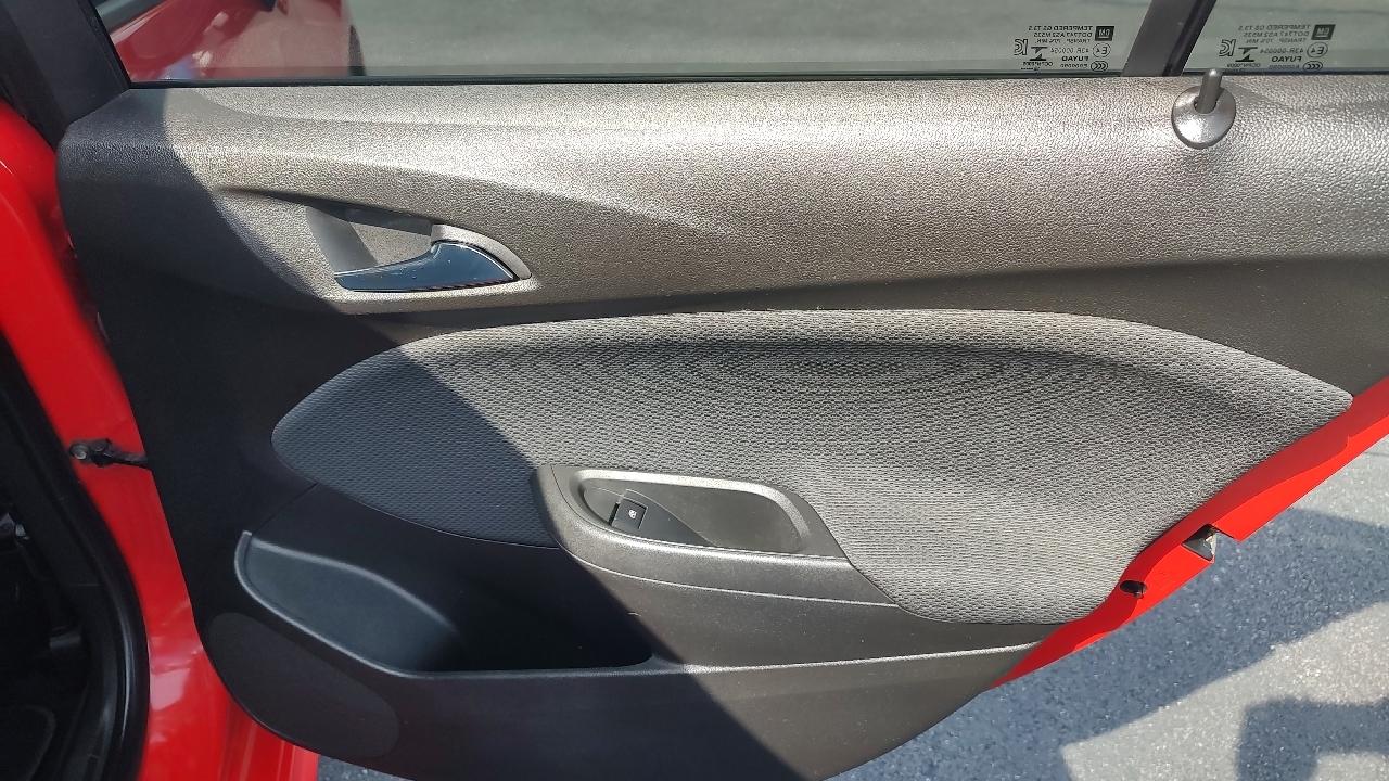 Chevrolet Cruze LT Hatchback 2019