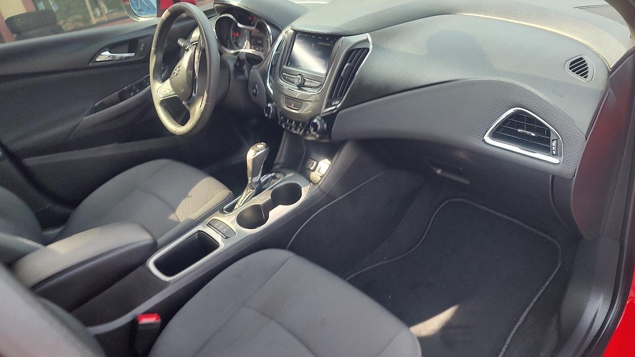 Chevrolet Cruze LT Hatchback 2019