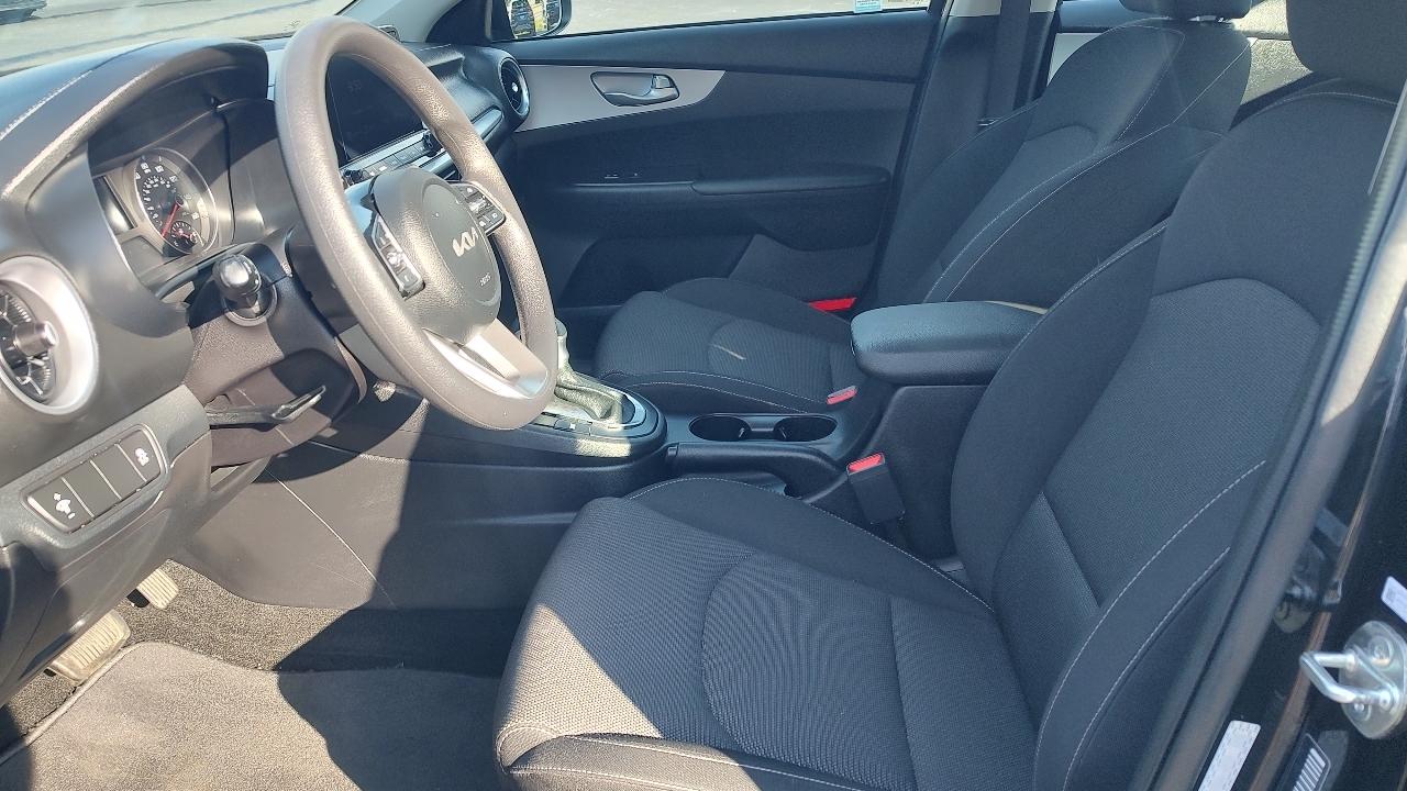 Kia Forte photo 10