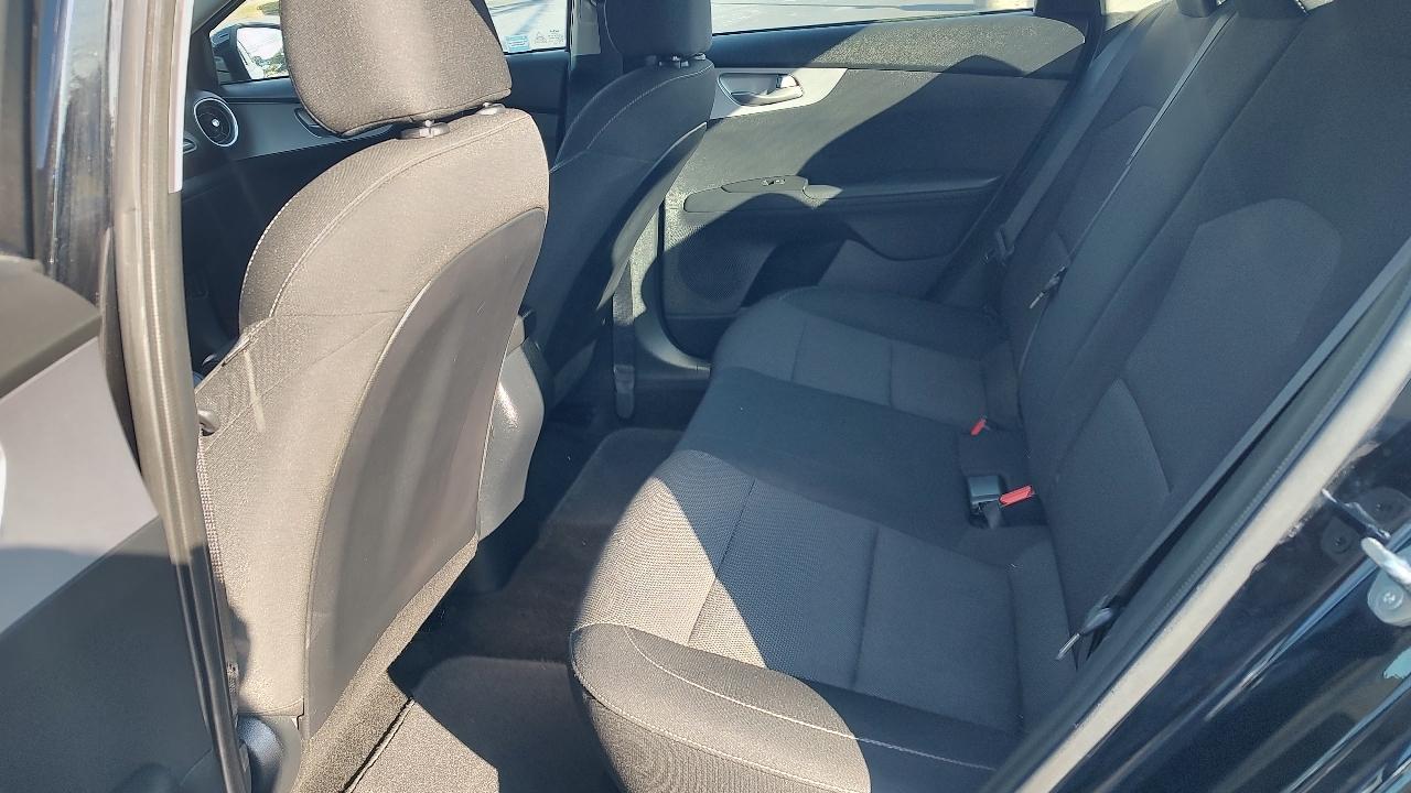 Kia Forte photo 19