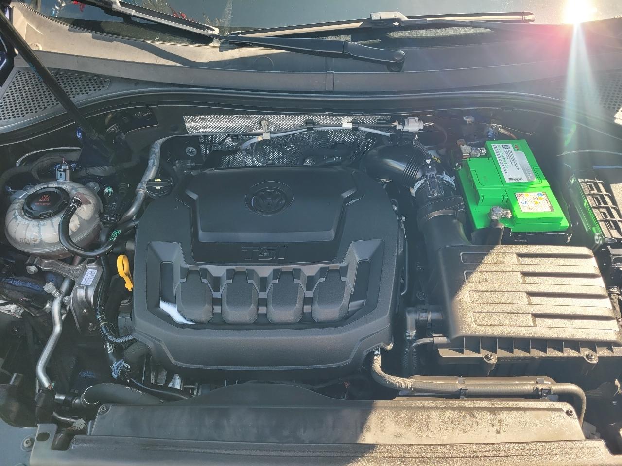 Volkswagen Tiguan S 2021