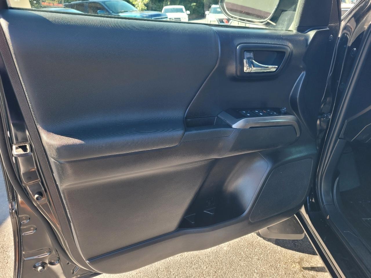 Toyota Tacoma SR5 Double Cab Super Long Bed V6 6AT 4WD 2021