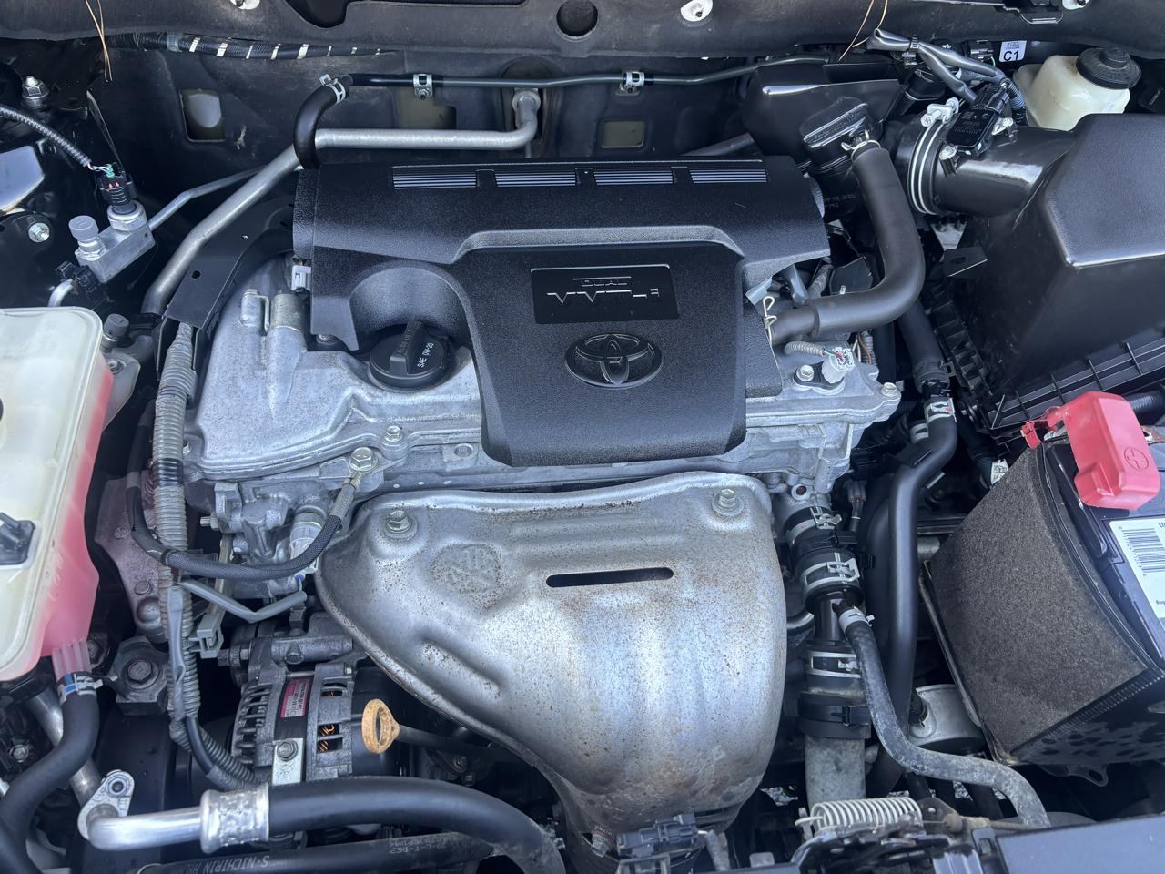 Toyota RAV4 LE FWD 2017