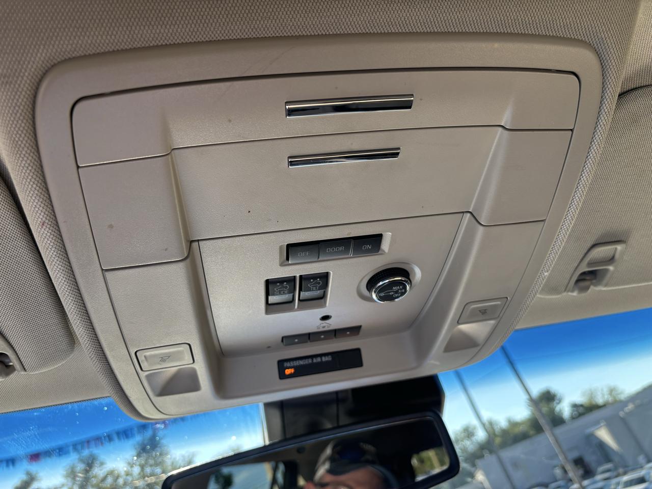 GMC Yukon photo 16