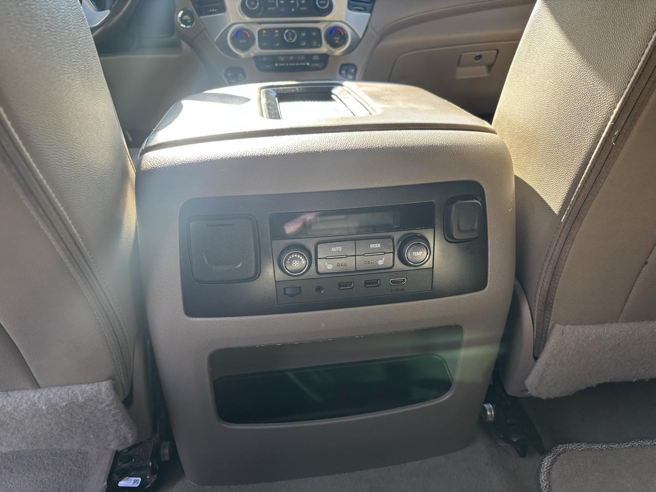 GMC Yukon photo 21